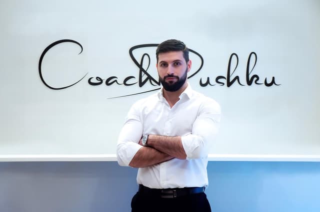 Coach Dushku